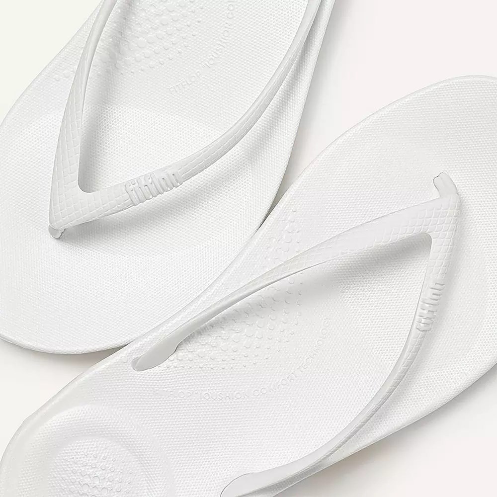 Fitflop IQUSHION Ergonomic Flip Flops Dame Hvite | 102537-R